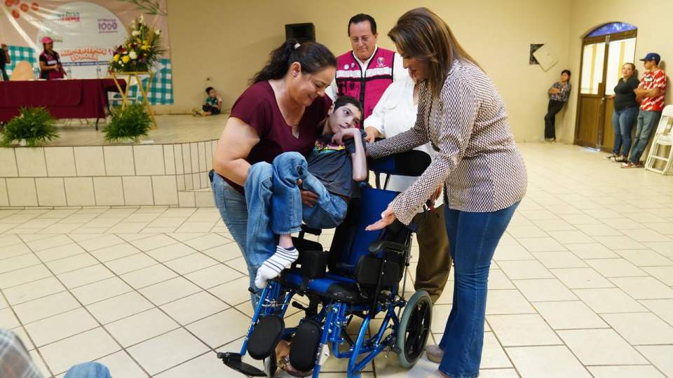 Atiende Gobierno de Sonora a mil familias de la Ruta del Desierto