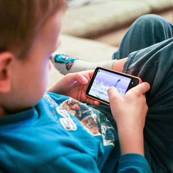 Gobierno de Sonora y DIF Sonora llaman a familias a cuidar el tiempo en pantalla de niñas, niños y adolescentes